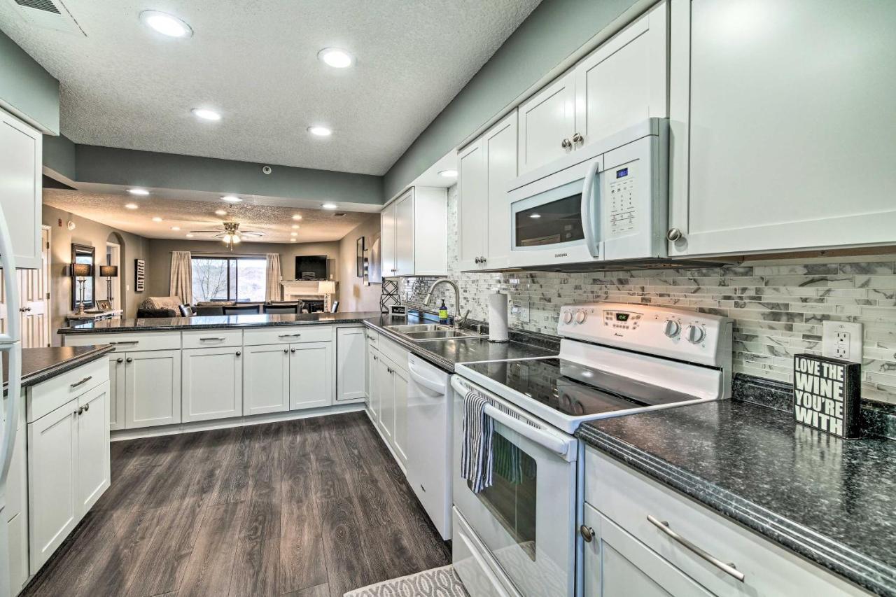Pet-Friendly Branson Getaway With Private Patio! Apartment Exterior photo
